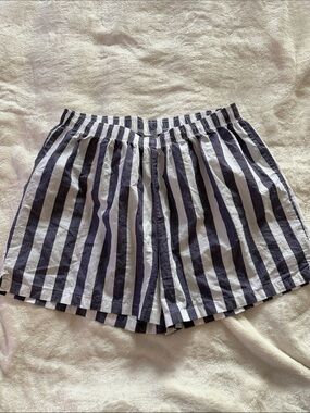 Disney Striped Elastic-Waist Women’s Shorts - Navy Blue & White